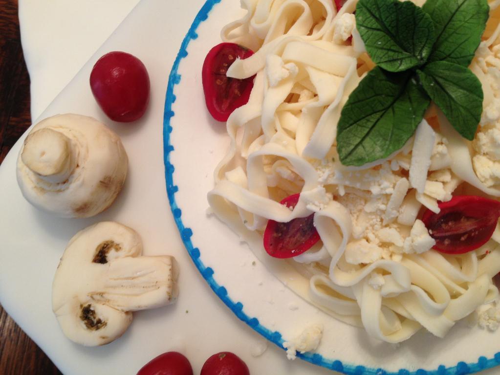 Modeling Chocolate Pasta Cake on Craftsy