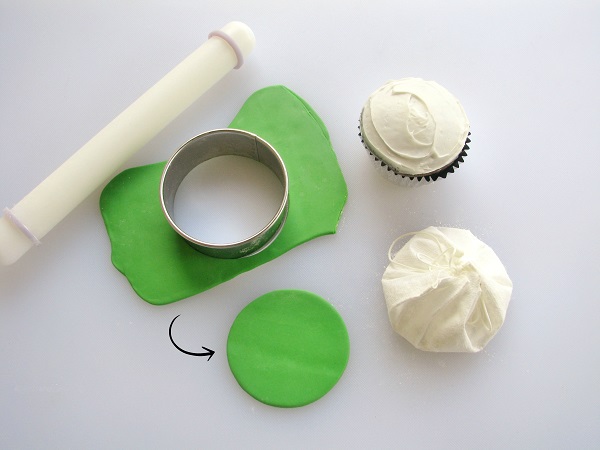 Rolled Fondant Being Cut With a Circle Cutter