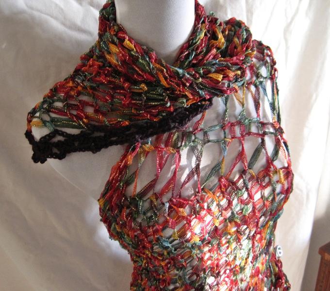Sparkle triangular knit shawl