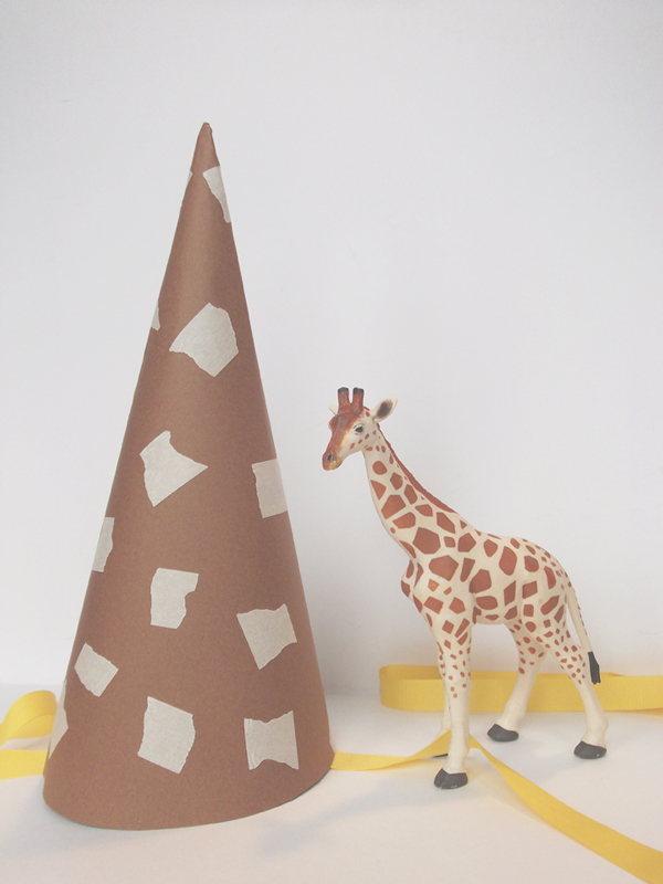 DIY Giraffe Party Hat