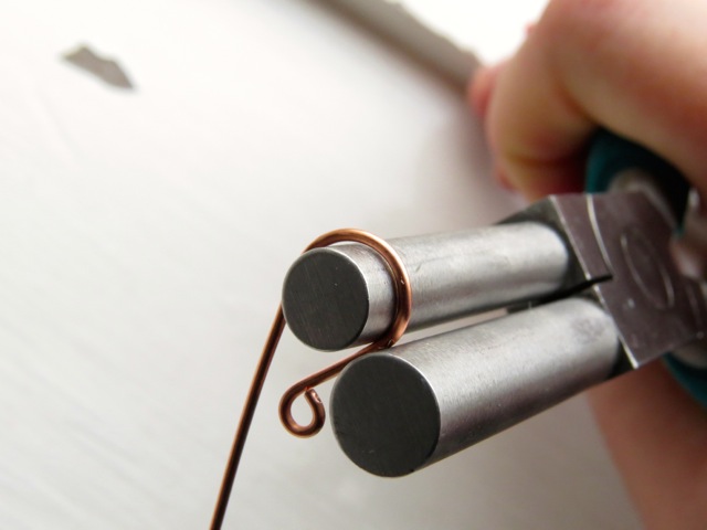 Bending Copper Wire with Bali-Making Pliers