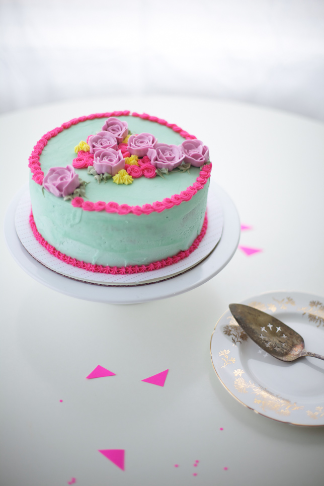 finished buttercream bouquet cake - Bluprint.com