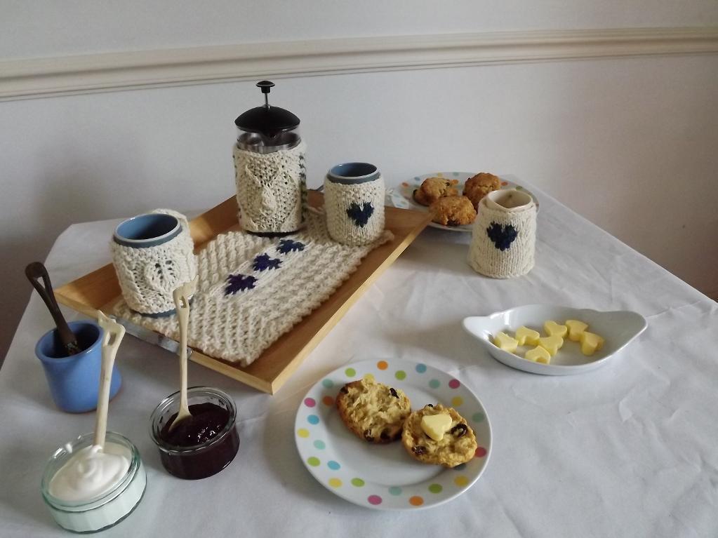 Love and scones knitted tea set