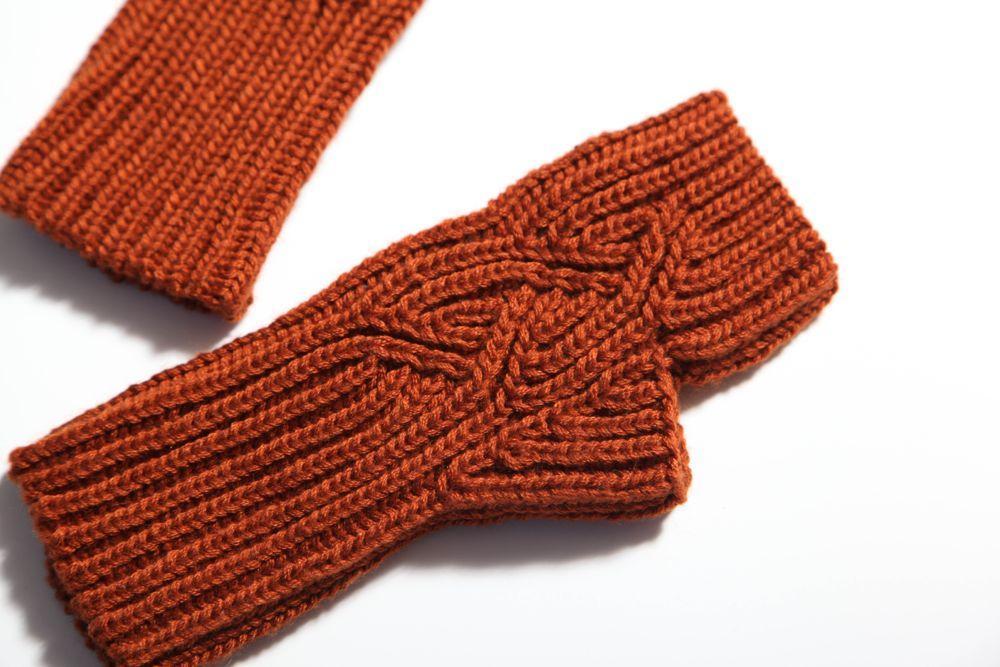 Brioche knit mitts