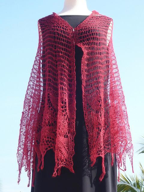 Sweet lily lace knit shawl