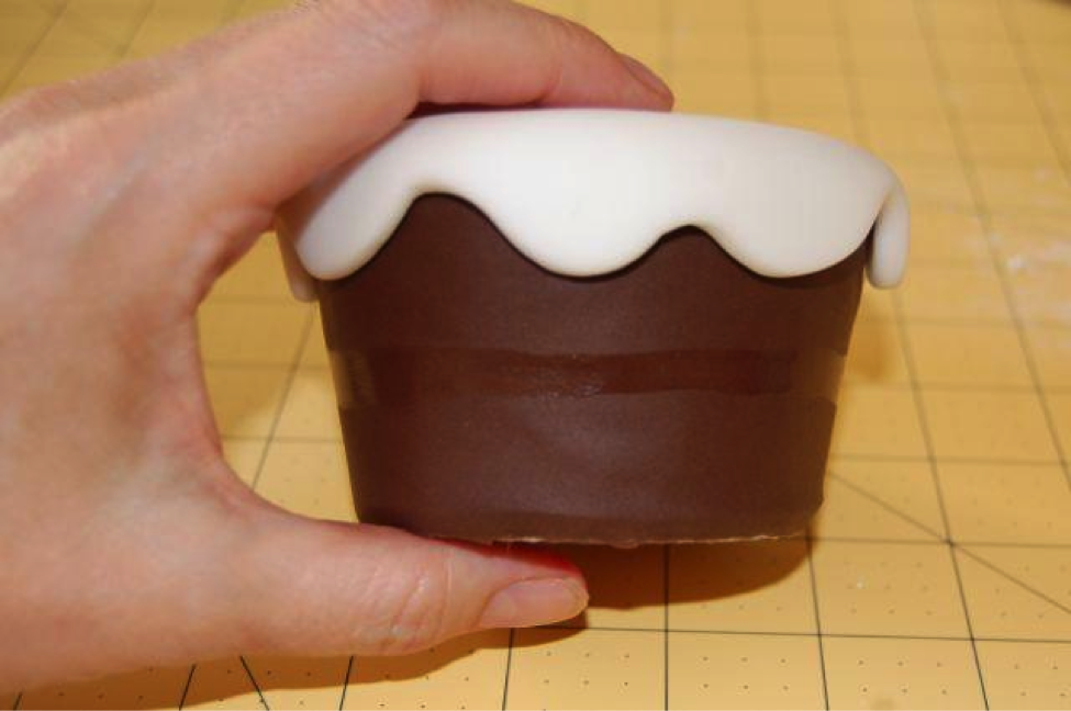 Step 14: Paint Water on Middle of Fondant Covered Muffin