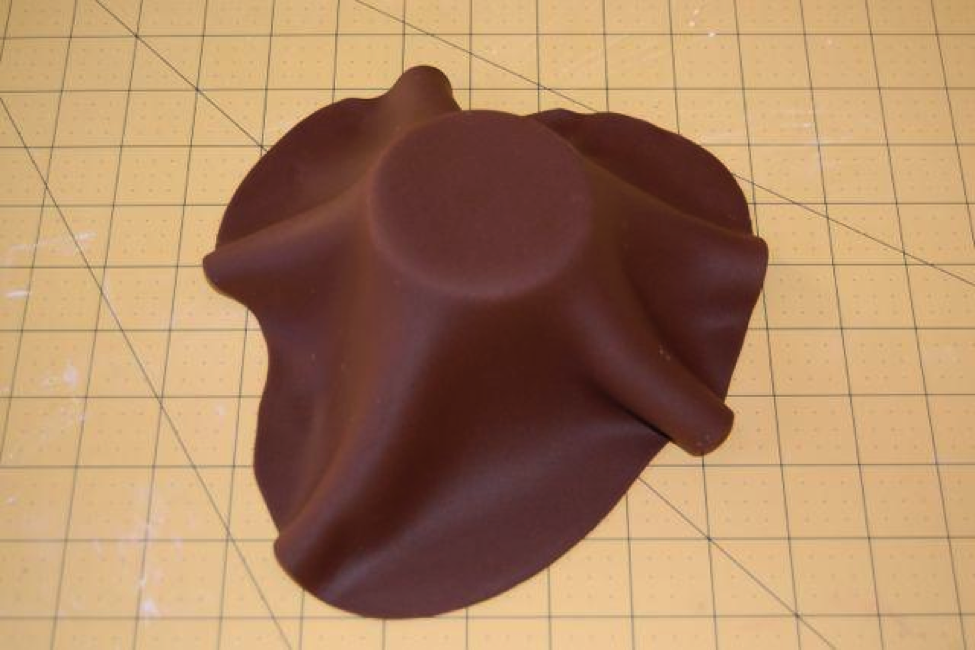 Step 5: Cover the Muffin in Fondant