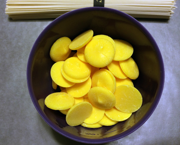 yellow candy wafers