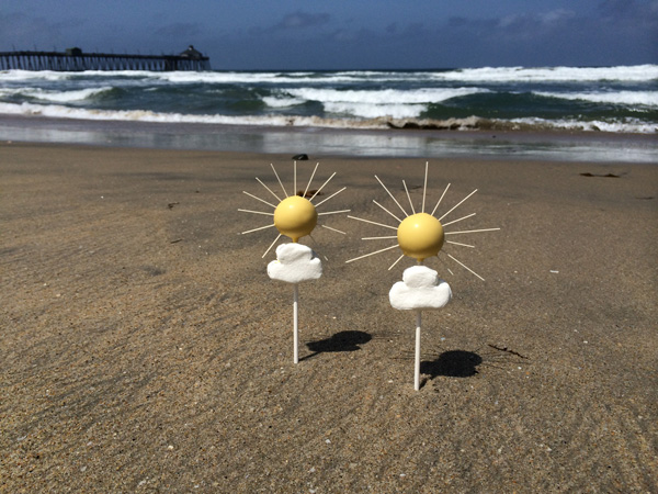 cake pops on beach