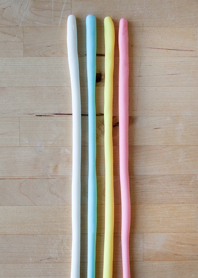 Multi-colored fondant ropes