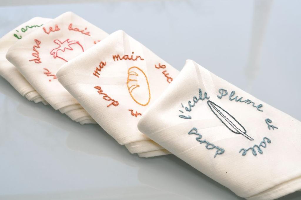 French Poem Napkin - Free Hand Embroidery Pattern from Bluprint