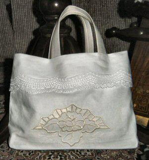 Sadia Sews cutwork tote