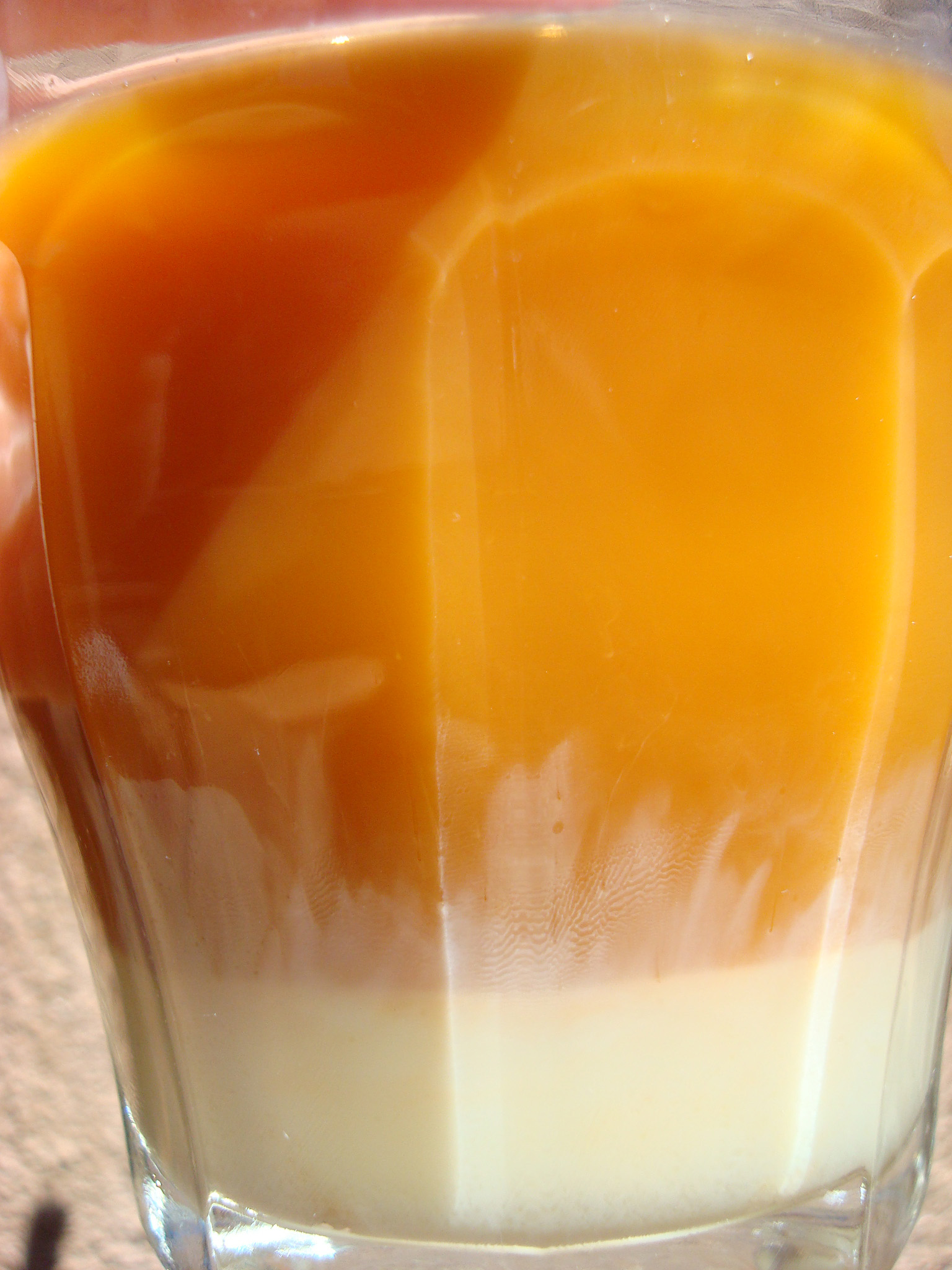 Delicious and Refreshing Homemade Thai Iced Tea!