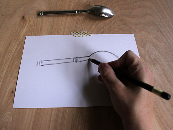 drawing a spoon