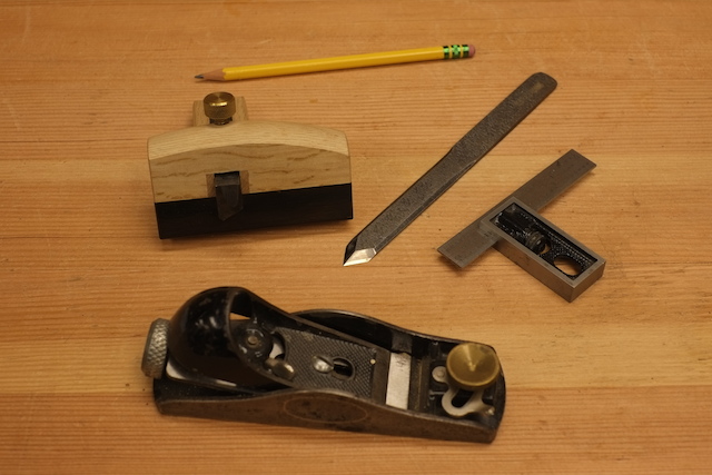 Tools for making a rabbet joint