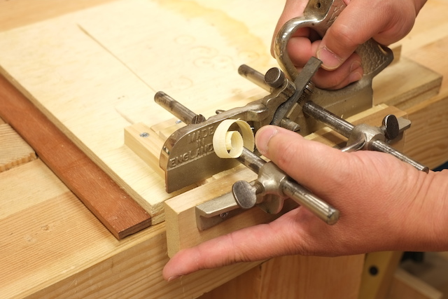 Removing wood with a plow plane