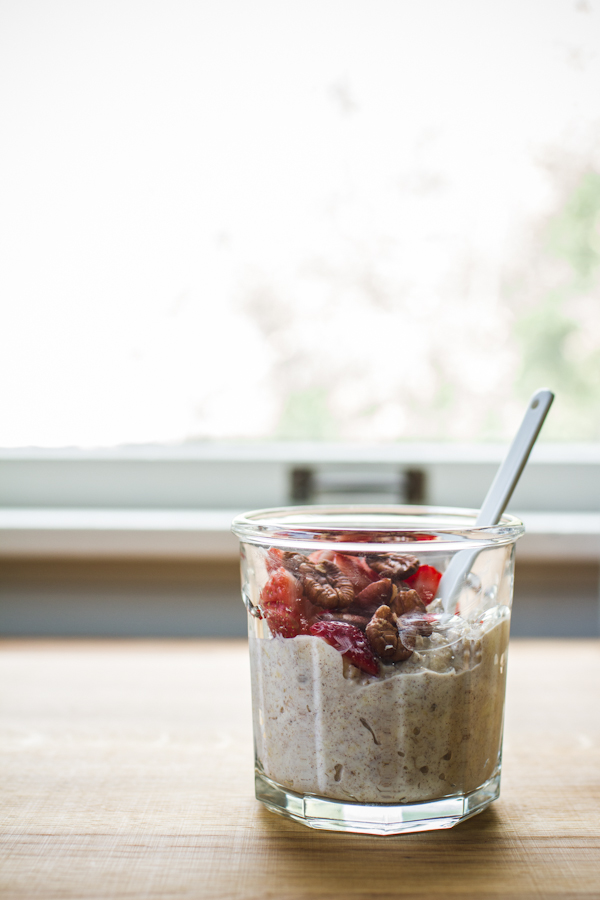 Overnight Oats with Toppings