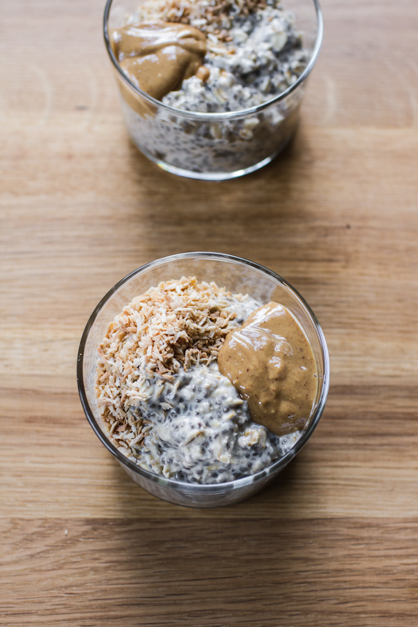 Vegan Overnight Oats With Toppings