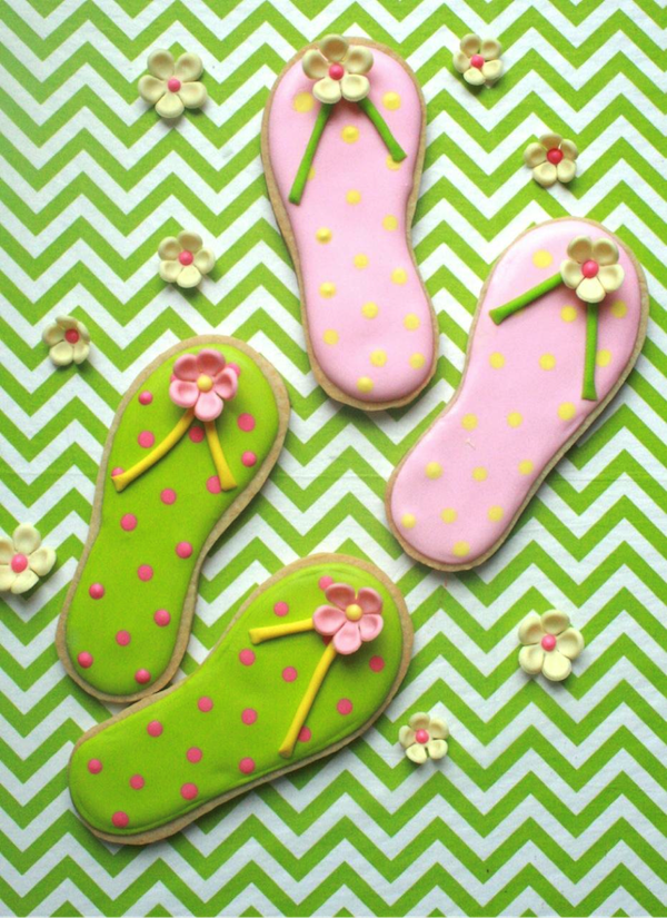 Finished Flip Flop Decorated Sugar Cookie!