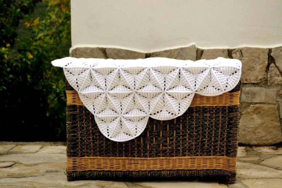 Crochet white lily blanket