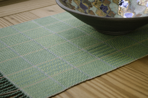 twill gamp displayed with ceramic bowl