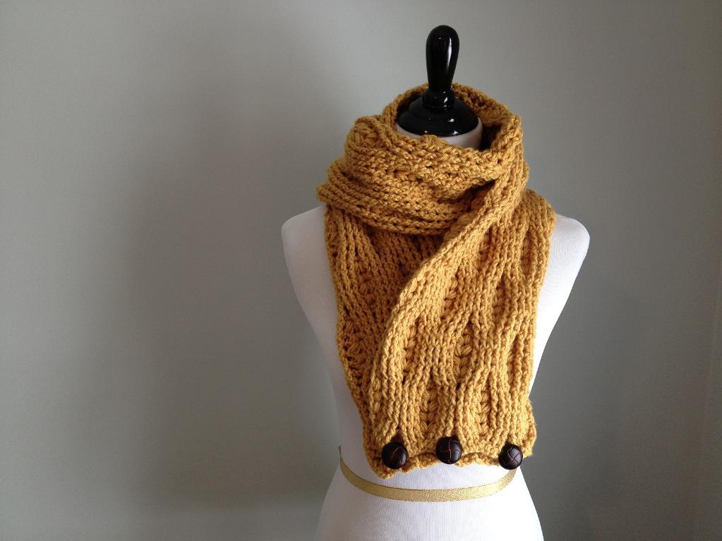 Cables and Puffs Scarf