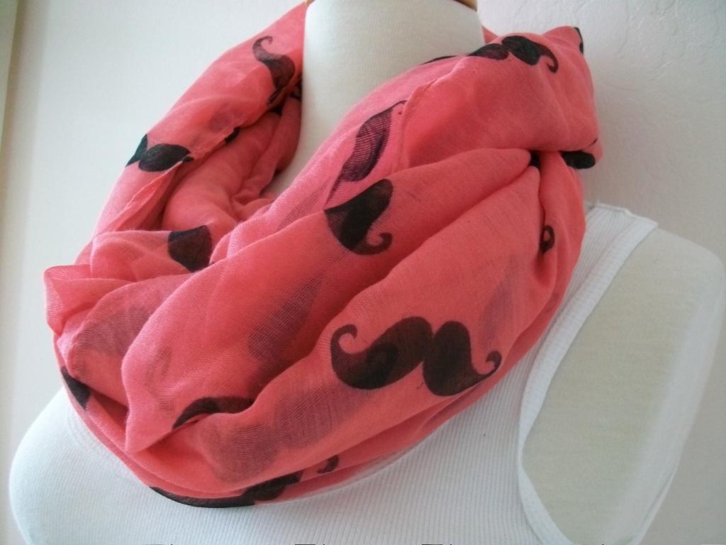 Sew your own infinity scarf pattern