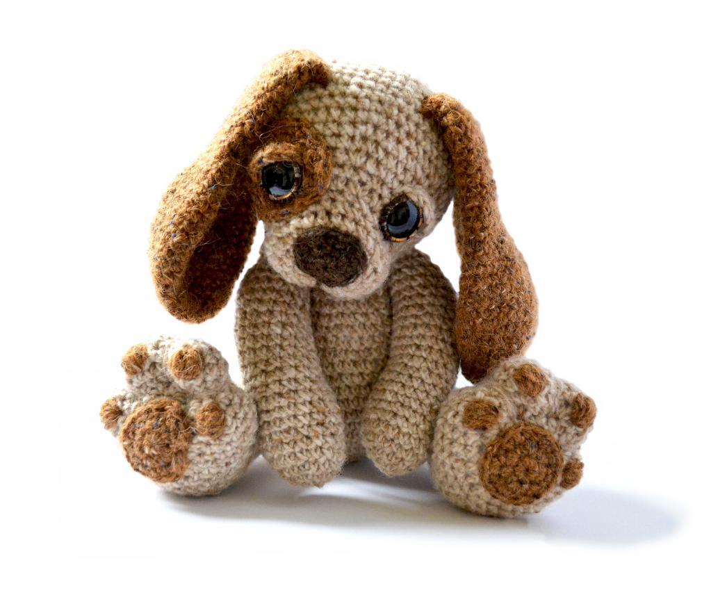 Amigurumi crochet puppy