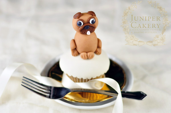 Pug cupcake topper by Juniper Cakery
