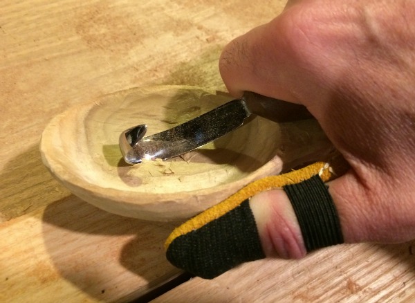 using hook knife