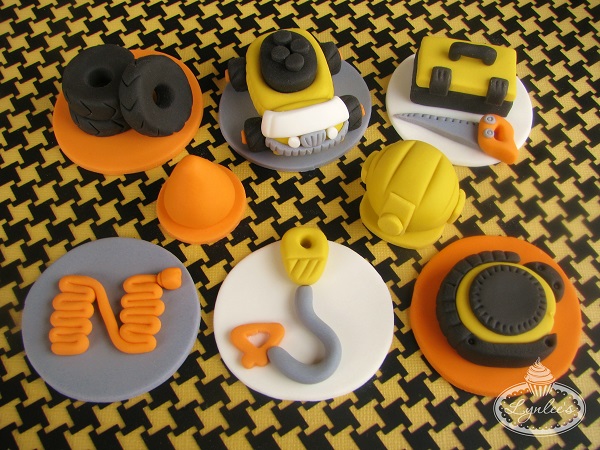 Construction cupcake toppers