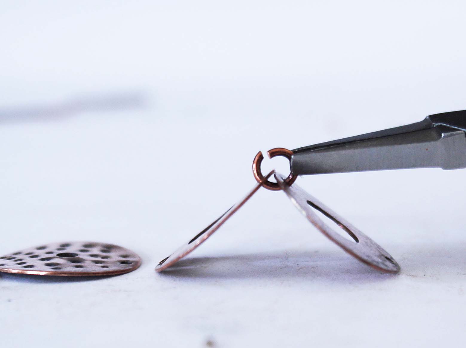 attach washers together using jumprings