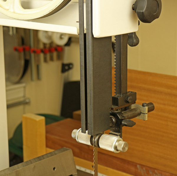 Choosing a Bandsaw for the Small Woodshop