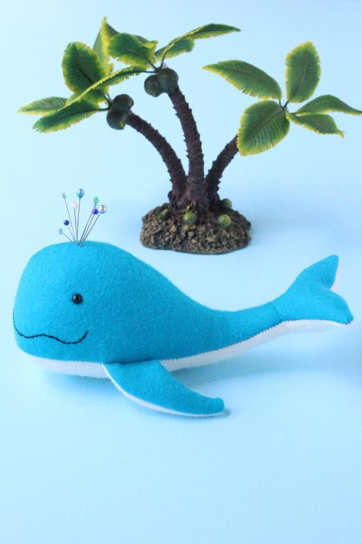 Pin whale pincushion pattern