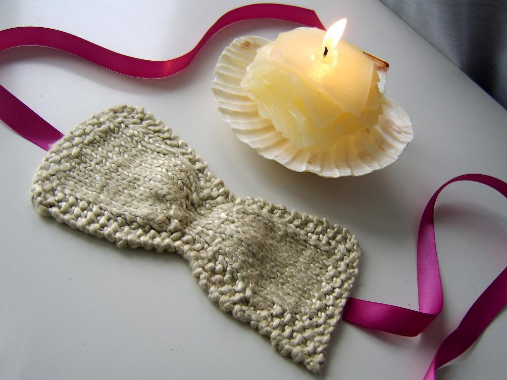 Knit ruched sleep eye mask