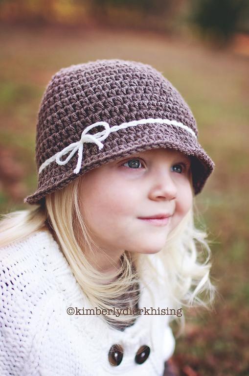 Cloche with Bow crochet pattern