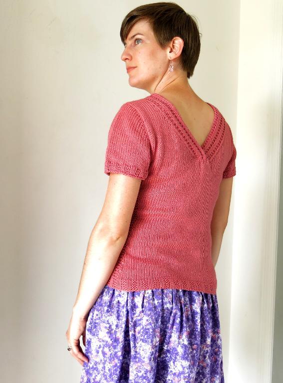 Begonia Pullover knitting pattern