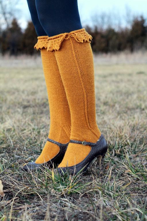 Knitted Bonneterie knee-high socks