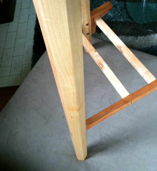Tapered leg for stool