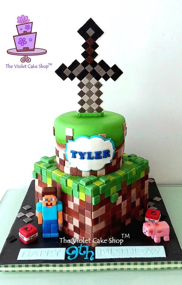 Minecraft tiered cake