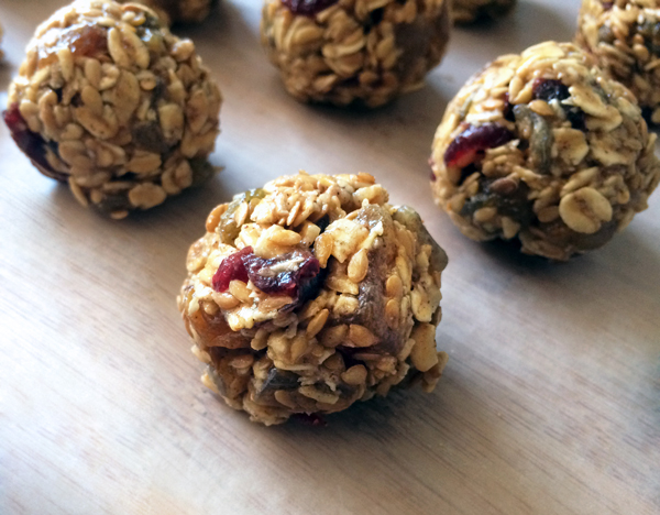 fruity Granola Bites Vegan