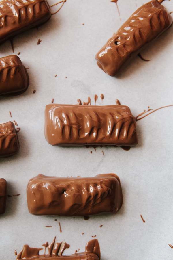 Just dipped homemade twix candies!