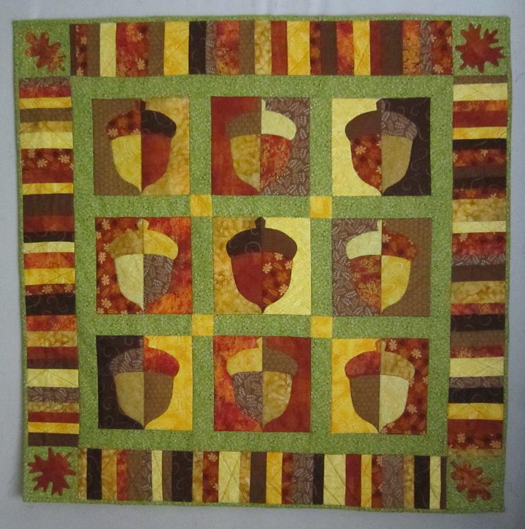 Acorn throw quilt