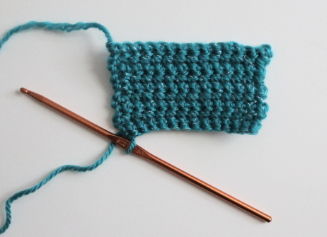 Crochet pendant swatch