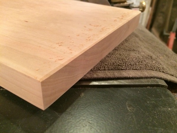 cutting board edge detail