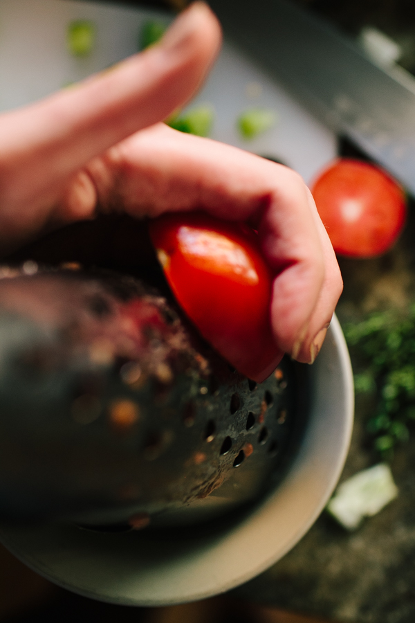 Grating tomatoes