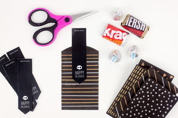 DIY Metallic Patterned Treat Bags : Step 3