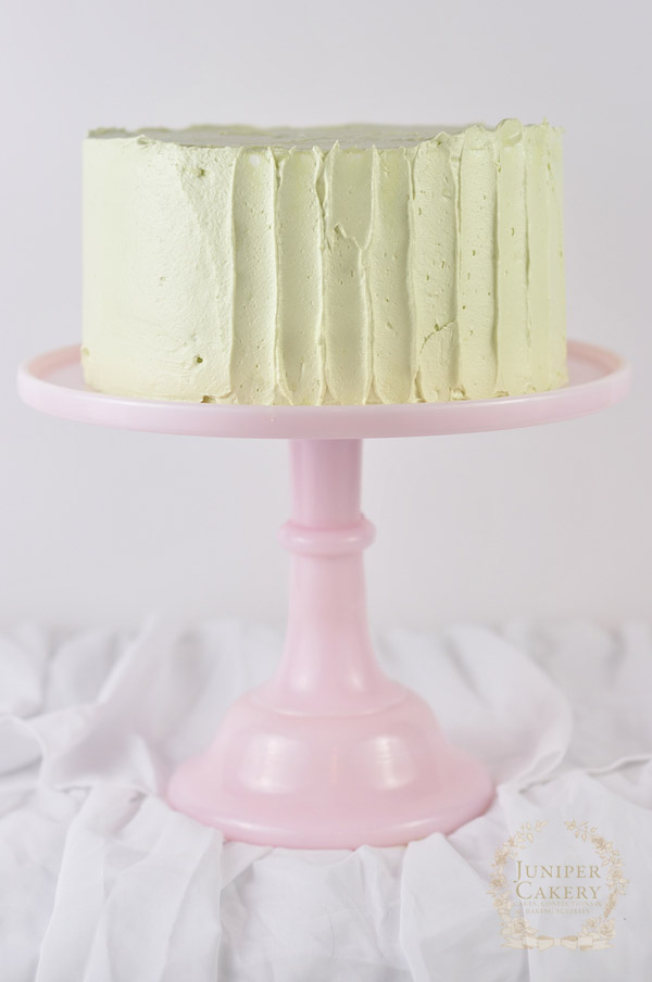 Sweet rustic buttercream cake tutorial