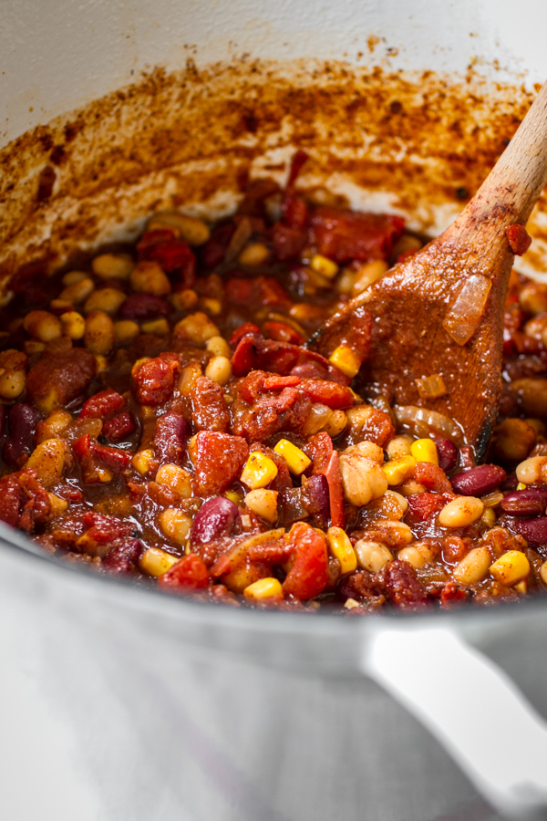 Easy Vegetarian Bean Chili