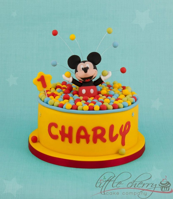 Mickey Mouse party cake